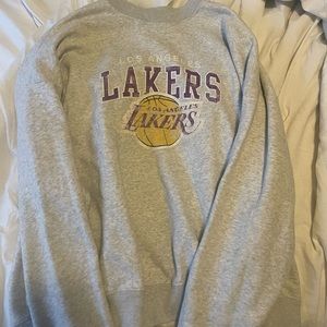 Abercrombie and Fitch Los Angeles Lakers crewneck